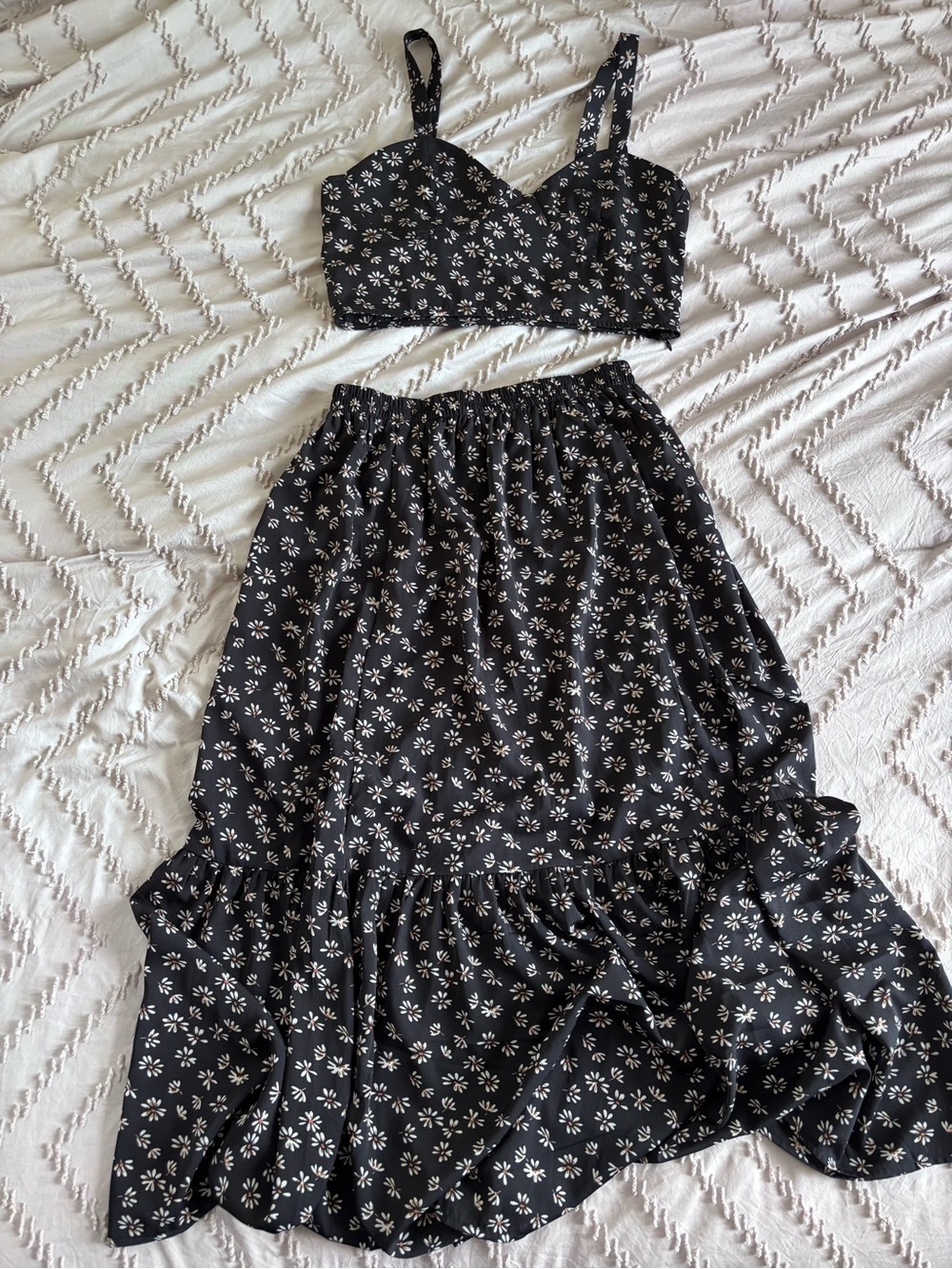SHEIN Black Sunflower Maxi Skirt & Top Set